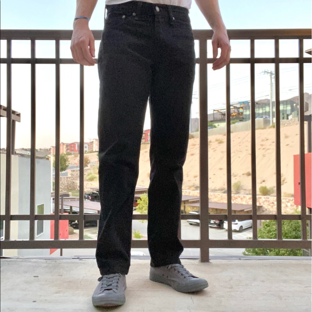 Levi’s 514 straight size 29 waist and 30 length